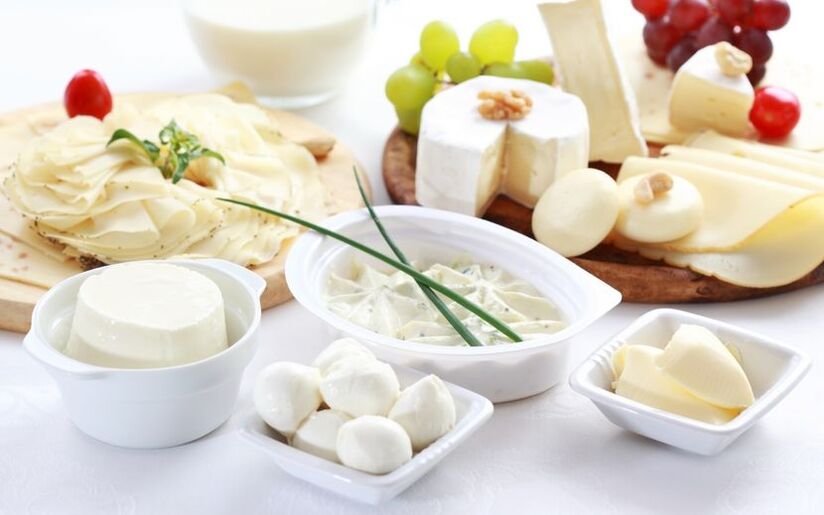 El quinto día de la dieta 6 pétalos está dedicado al uso de requesón, yogur y leche. 